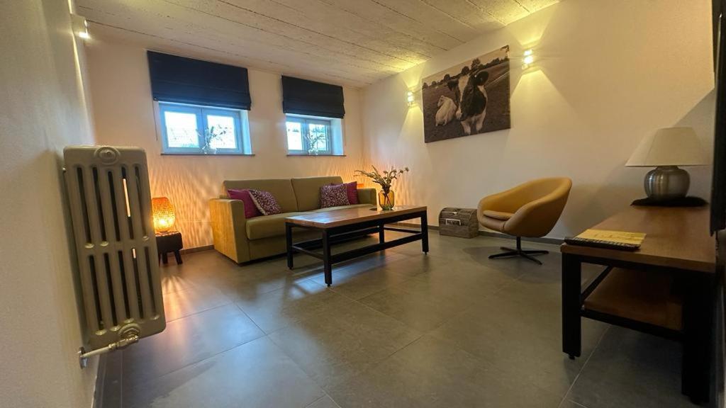 Bed & Bets! Villa Geetbets Bagian luar foto