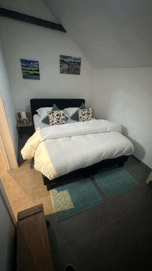 Bed & Bets! Villa Geetbets Bagian luar foto